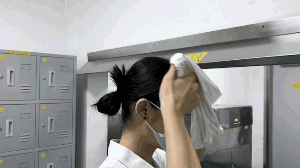 人員進入潔凈車間潔凈區(qū)更衣和行為規(guī)范【演示】 人員進入潔凈車間潔凈區(qū)更衣和行為規(guī)范【演示】